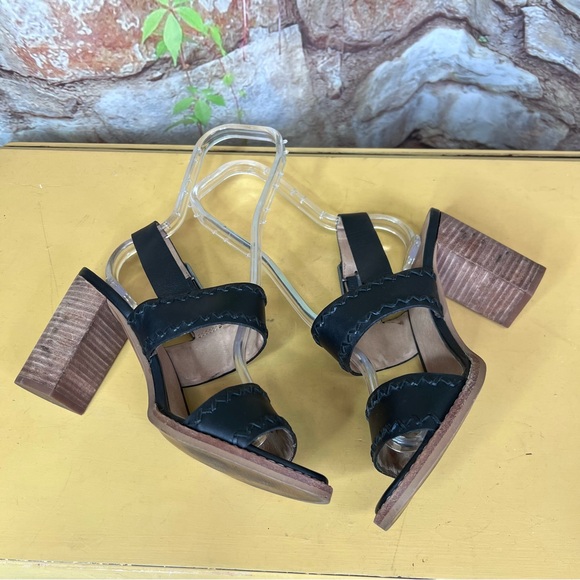 MADEWELL Black Leather The Angie Buckle Sandals, 8 - Picture 12 of 13